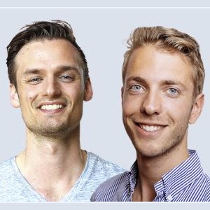 Op deze foto zie je Patrick Suiker en Derek Westra, de oprichters van de Crypto Masterclass
